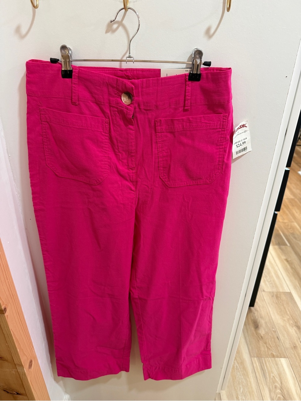 Women's Cropped High-Rise Pants in Hot Pink